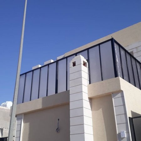 سواتر فيبر جلاس في حي الفيصلية بجدة: حلول عصرية وعملية