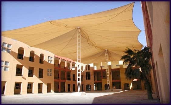 مظلات اقمشة حماية وأناقة في آن واحد بمؤسسة وسام الظل