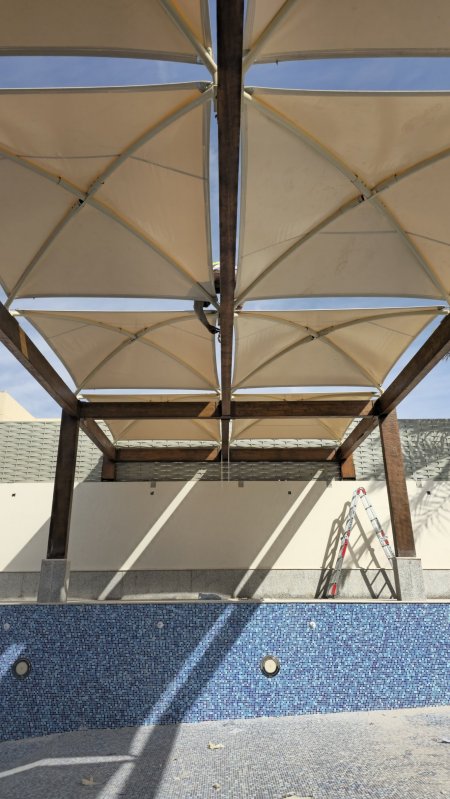 مظلات وسواتربحي السلامه والروضة لأحواش الفلل والمنازل والاستراحات